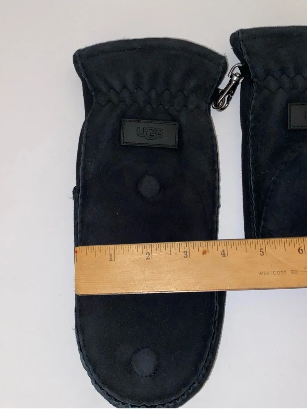 UGG Black Convertible Mittens with Clip